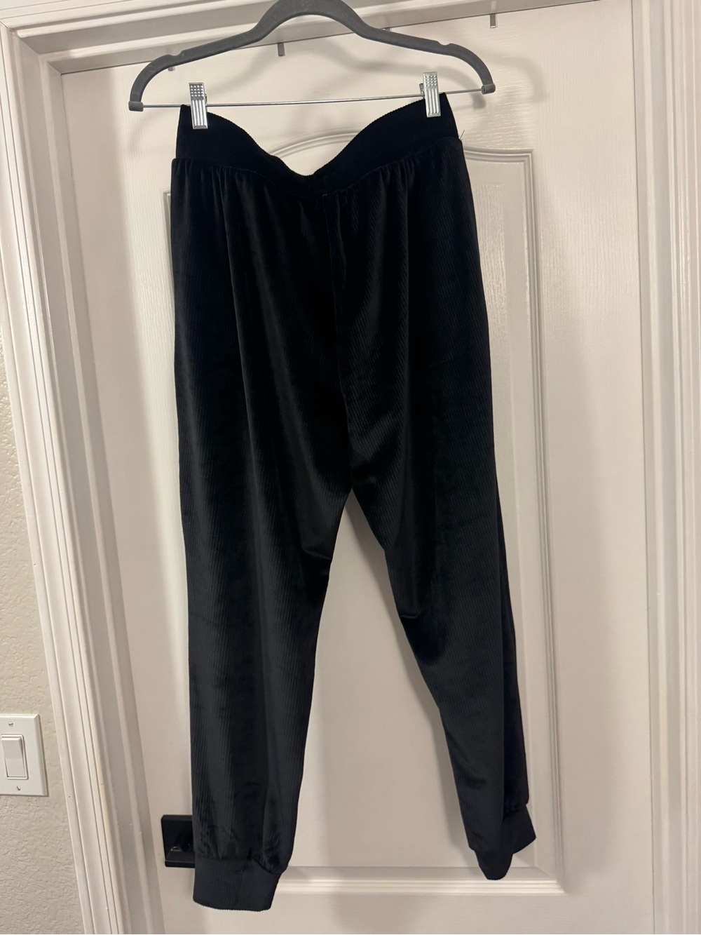 Victoria's Secret Black Ribbed Velour Loungewear Matching Set - Picture 3 of 16